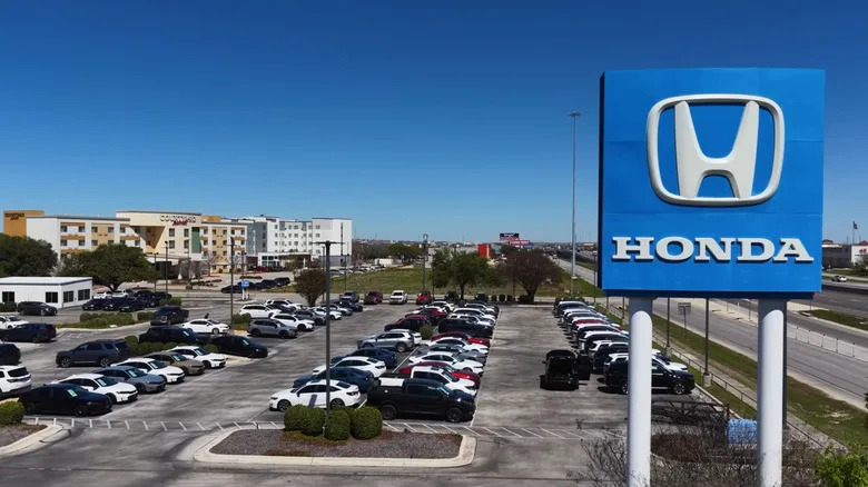 Dealerships Are Mostly A Scam, But You Already Knew That