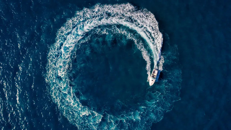 What Is The 'Circle Of Death' In Boating?