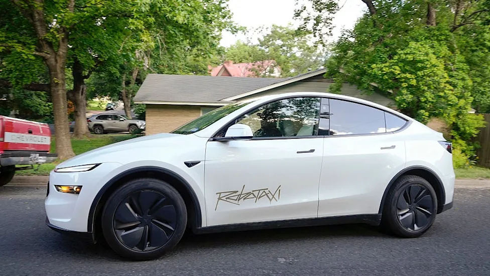 Tesla, Tesla Robotaxis Now Available in Miami