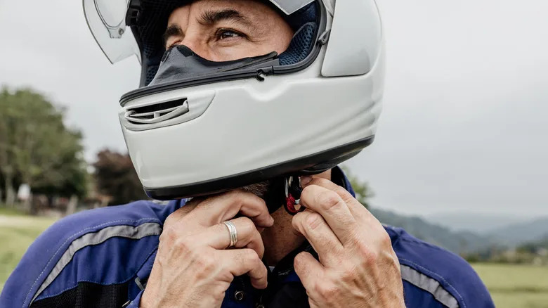 What 'ATGATT' Means To Bikers (And Why It's So Important)