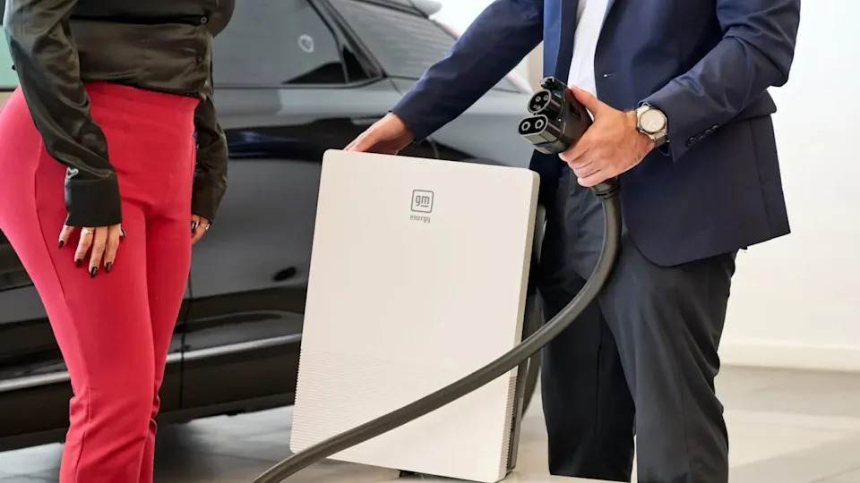 GM And PG&amp;E Want To Make Buying And Charging An EV A Lot Easier