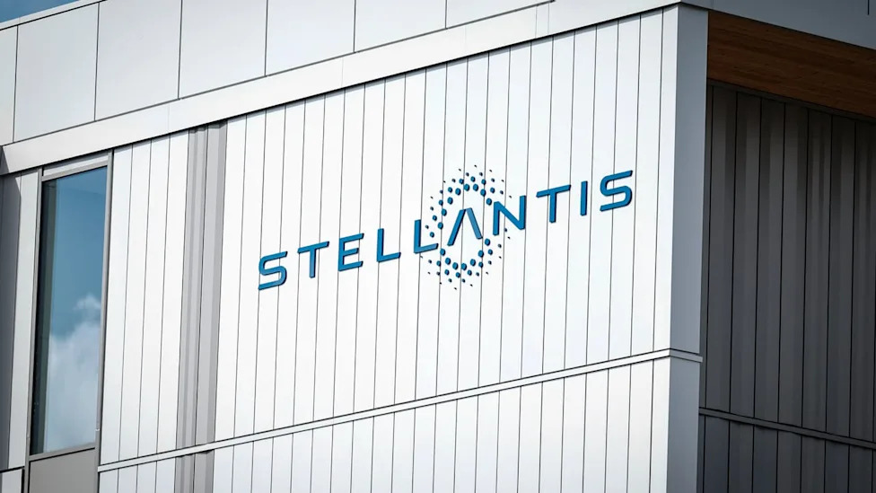 Stellantis recalls 955,000 vehicles over rear camera software flaw