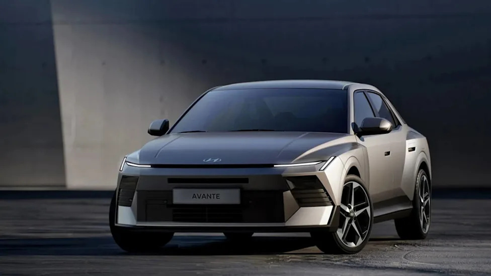 Hyundai’s Cheapest New Elantra Still Gets The Wild New Look