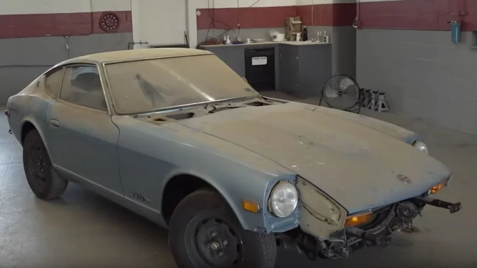 Datsun, Watch A Datsun 280Z’s First Bath In 44 Years