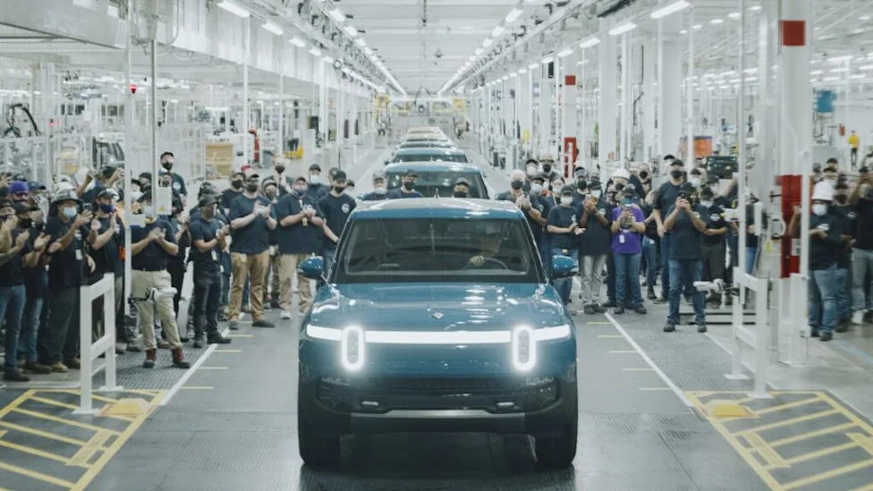 Rivian Blamed Its Mechanics for a Falling-Apart Rear Suspension. Two New Crashes Say That Wasn't the Whole Story