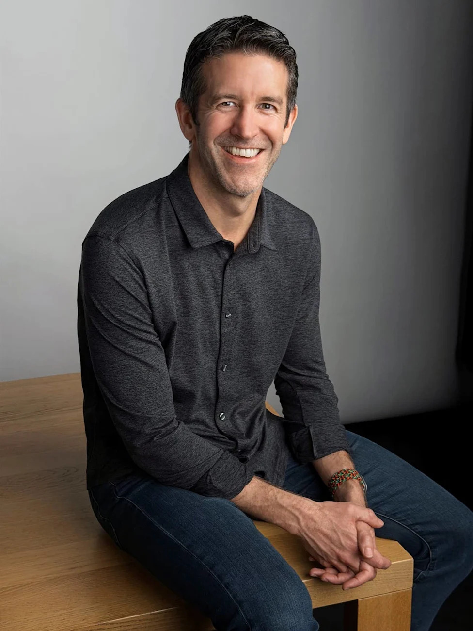 Apple's New CEO Doesn't Just Drive Porsches, He Tracks Them