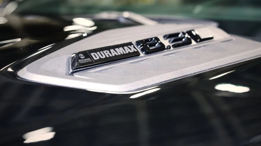 GM, GM Brings Bigger Diesel Power With New 8.3L Duramax V8 for 2027 HDs