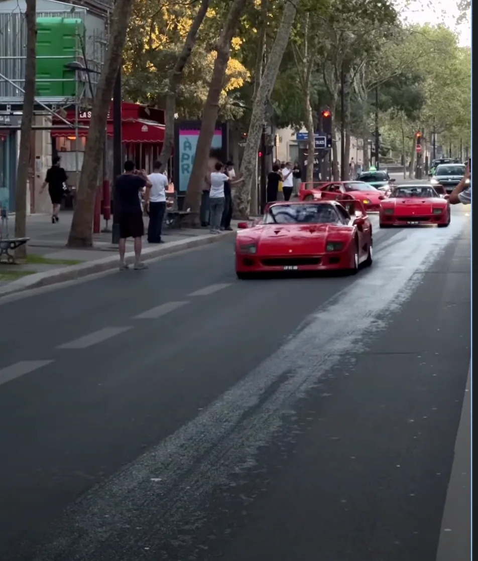 Paris Hosts a Rare Eight-Car Ferrari F40 Convoy: What It Takes