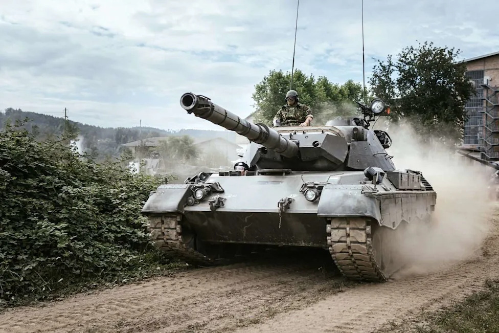 Why Jay Leno Had to Become a Registered Arms Dealer to Accept a Tank Delivery From a King