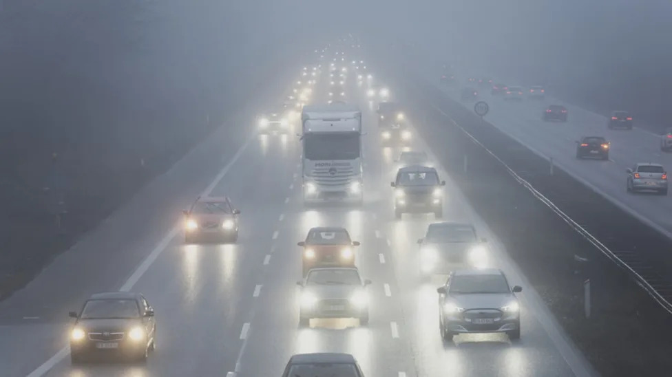 How Do Your Car's Automatic Headlights Know When It's Night Time?