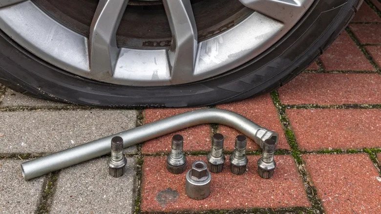 Here's Why Car Manufacturers Made The Switch From Lug Nuts To Lug Bolts