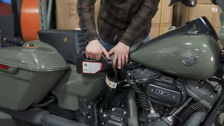 What Is A 3-Hole Oil Change On A Harley-Davidson?