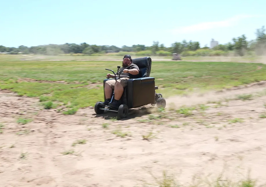 They Turned a Recliner Into an Off-Road Go-Kart, Raced It, and Immediately Crashed