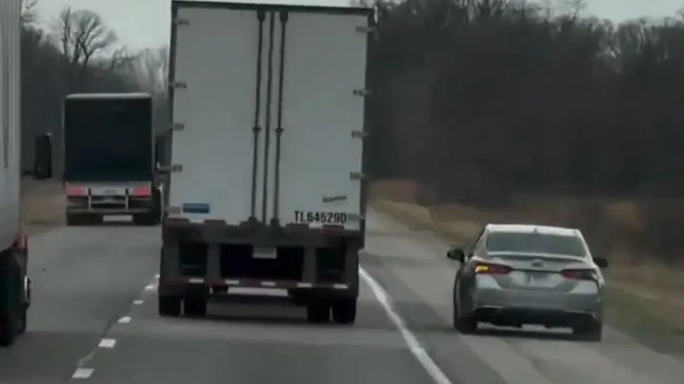 A Camry Driver Brake-Checked Two Semis Blocking the Highway. The Internet Can't Agree Who Was Wrong