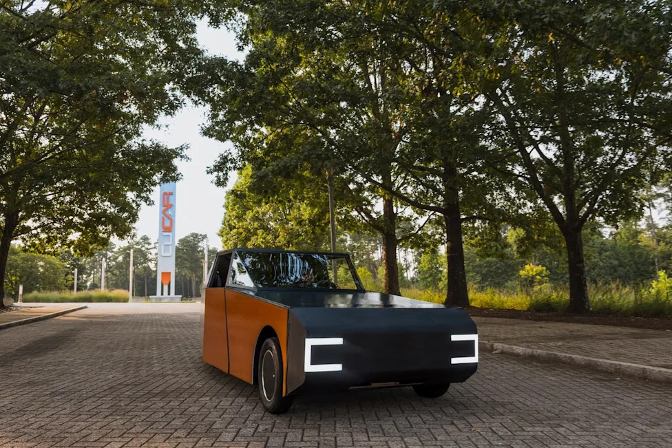 This Solar EV Can Make More Energy Than It Uses