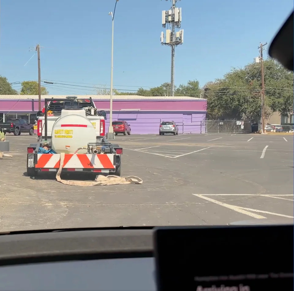 Man Trapped for 14 Minutes in Tesla Cybercab After It Starts Driving in Circles