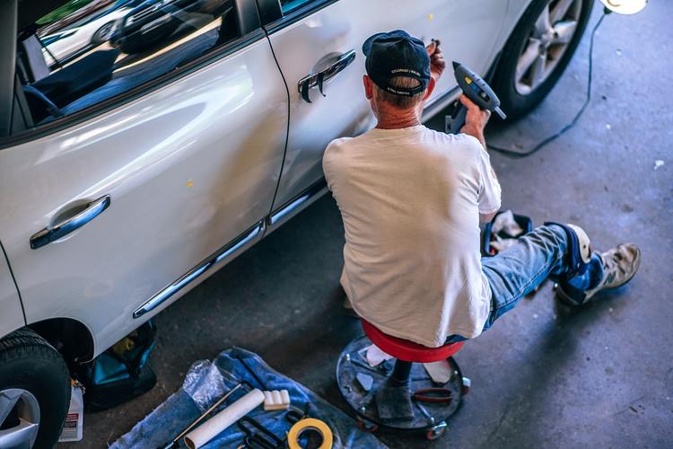 advice, autos, cars, 5 signs your mechanic might be cheating you