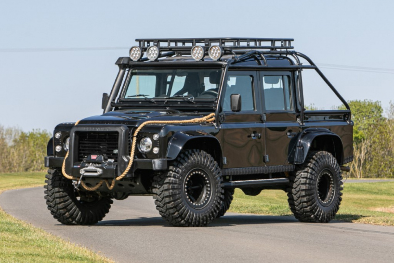 autos, cars, land rover, autos land rover, land rover defender, land rover defender from james bond movie to be auctioned