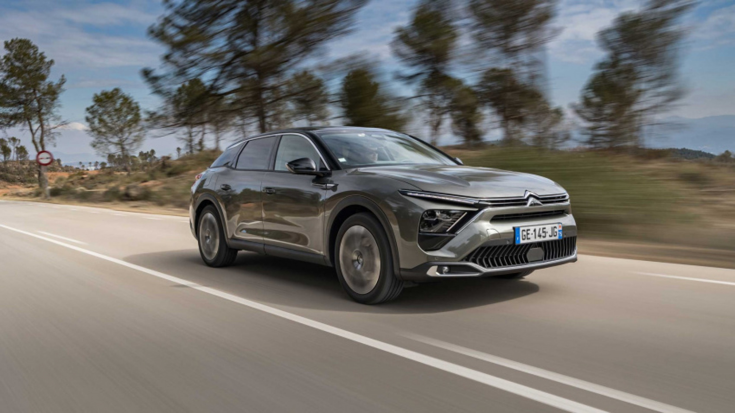autos, cars, reviews, citroen c5x review: the hybrid crossover tested