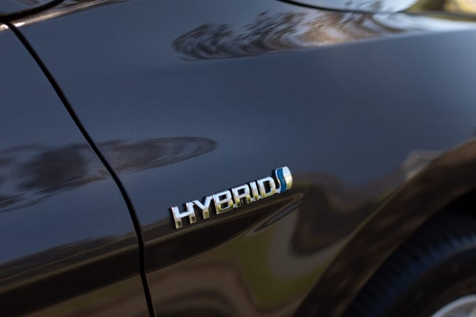 advice, autos, cars, electric, electric cars, ev advice, green cars, hybrid cars, plug-in hybrid, are hybrid cars really better for the environment?