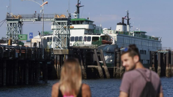 cars smashed, boat crumpled as washington ferry rams dock