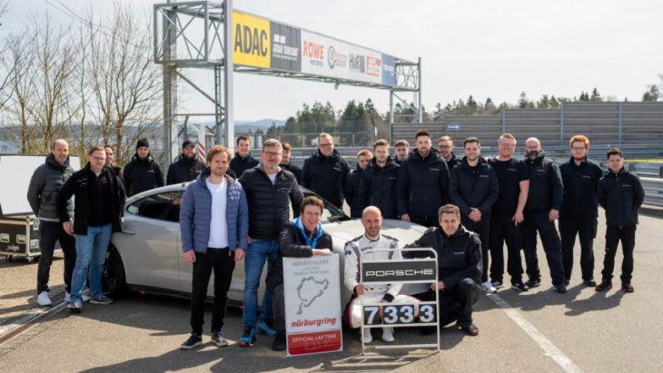 porsche taycan sets new nurburgring record for evs