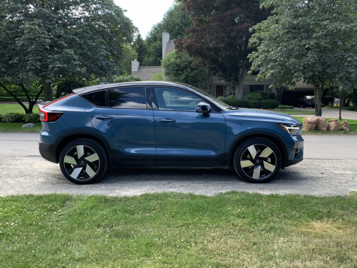 2022 volvo c40 recharge review: a glimpse of volvo's future