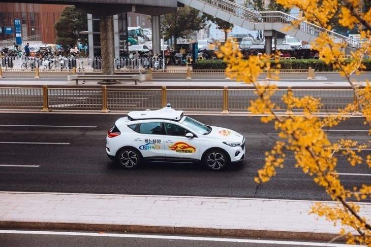 microsoft, android, china to have driverless taxi services soon thanks to baidu - grab coming soon?