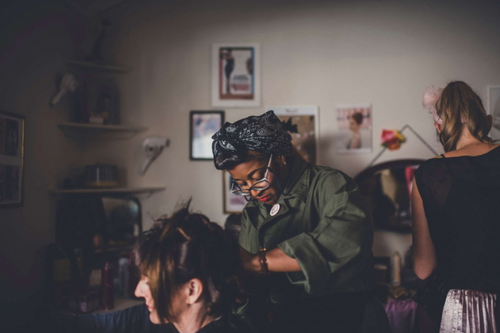 meet the hair stylist who can turn you into a vintage style icon