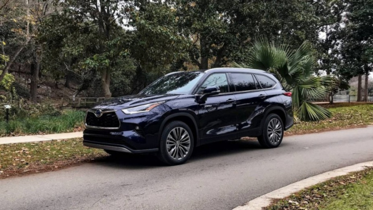 can you actually find value in the 2023 toyota highlander le suv?