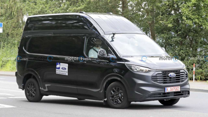 2023 ford transit custom hides nothing in new spy photos