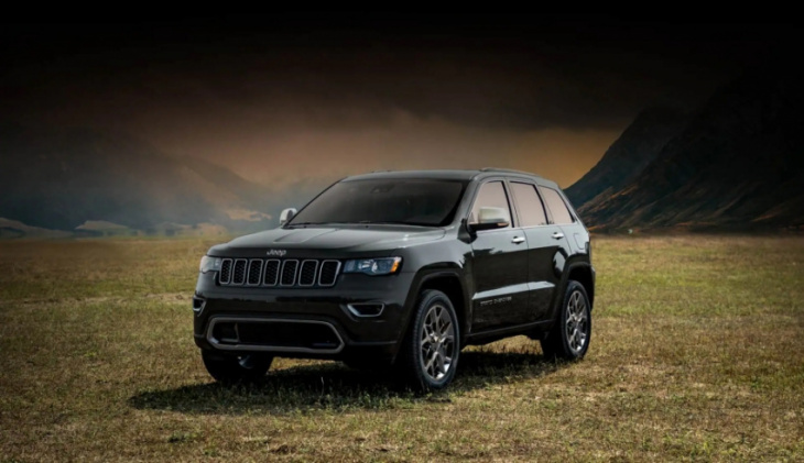 too popular to kill: five reasons to buy the old grand cherokee brand new