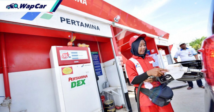 indonesians bracing themselves for up to 40% hike in fuel prices - rm 4.82 for ron 92 petrol