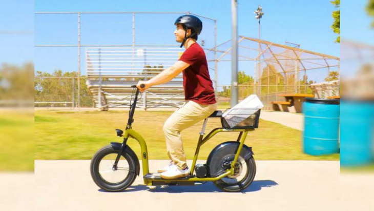 razor introduces the ecosmart cargo electric scooter for grown-ups