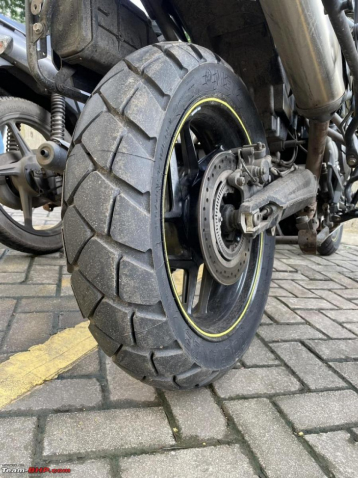 rs 30.5k metzeler tyres for my triumph tiger 800 with 24.5k km on odo