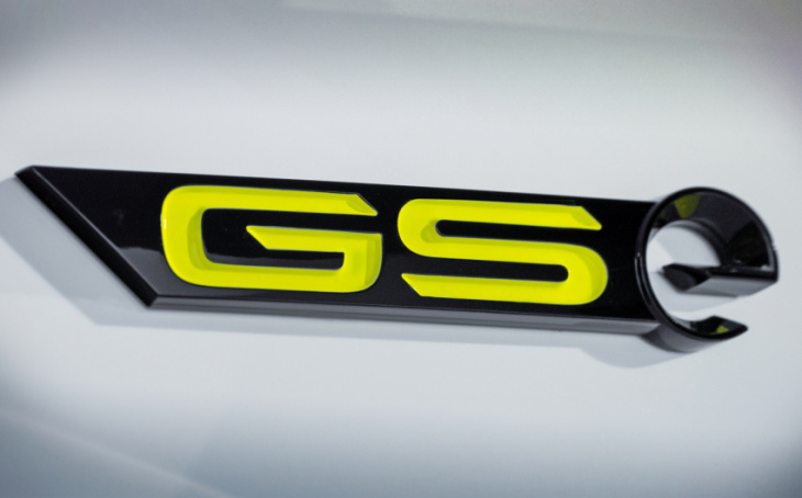vauxhall announces gse, a new performance electric sub-brand