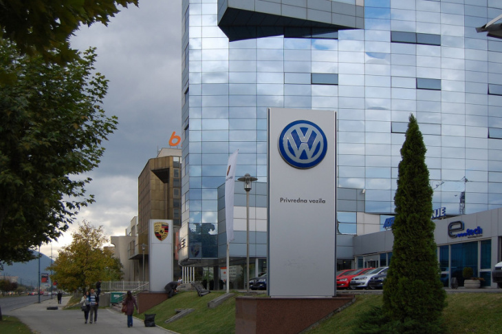 volkswagen shakes up leadership amid efforts to optimize vehicle software