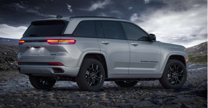 android, jeep celebrates 30 years of the grand cherokee with anniversary package for 4xe plug-in hybrid