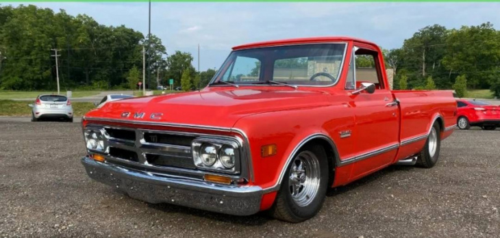 there's something for everyone at carlisle auction's all-truck hour