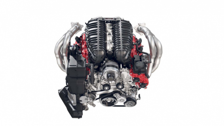 engine build experience for corvette z06's lt6 v-8 coming soon