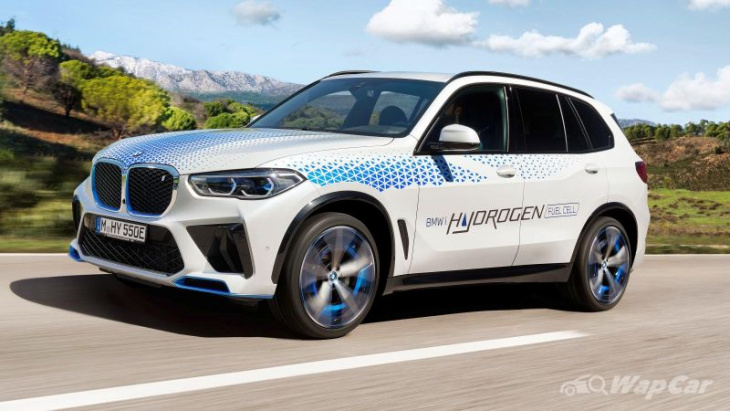 even with 5 ix models, bmw says betting everything on batteries is a bad idea, echoes toyota's believe in hydrogen fuel cells