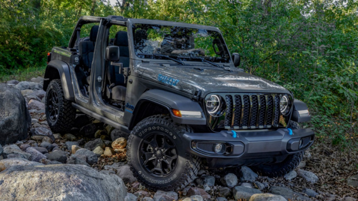 jeep wants to litter trailheads with charging stations