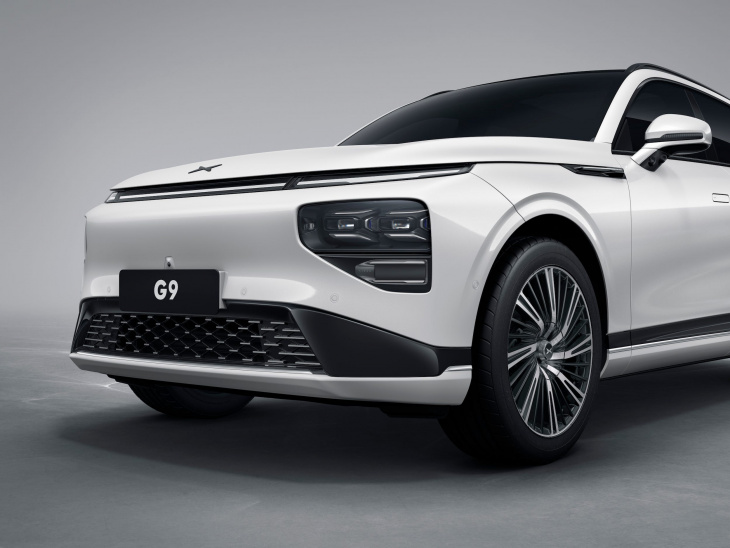 chinese tesla rival xpeng launched 'the world's fastest-charging electric suv.' see the sleek, $43,800 g9.