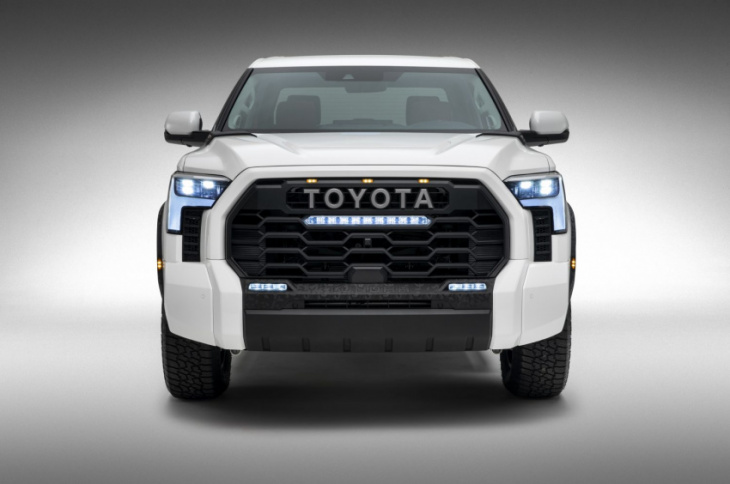 does toyota make a hybrid pickup truck?