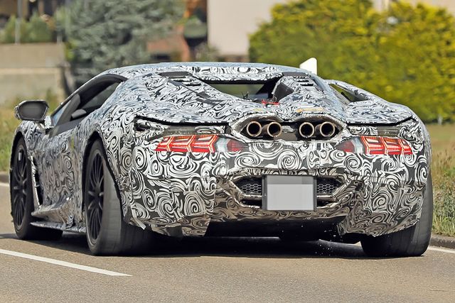 aventador replacement reportedly breaks down on the side of the road, spy photographers go wild