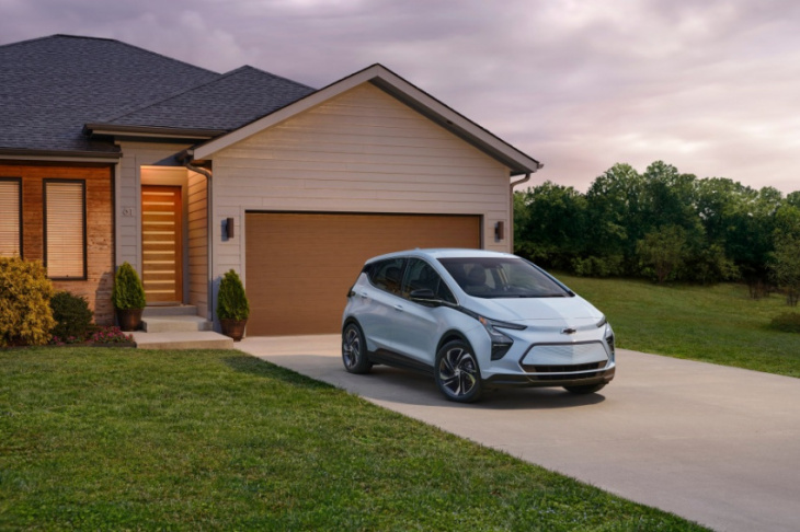 choose a chevrolet bolt ev instead of a mini electric for 3 reasons