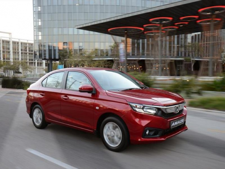 is the honda amaze available in automatic?