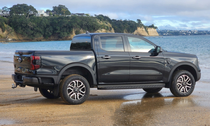 android, ford ranger v6 review: it's a good sport