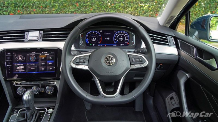 touch-sensitive buttons a mistake? vw to bring back physical buttons on steering wheel