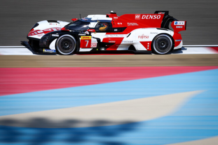 peugeots hit more problems, toyota continues to lead 1-2 at bahrain